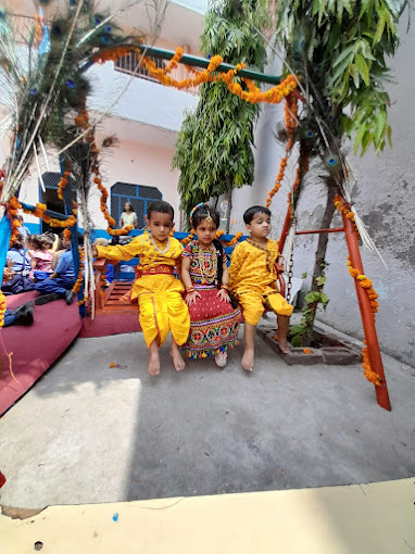 Town Hill Public School campus photo 22 of 30 — Karawal Nagar