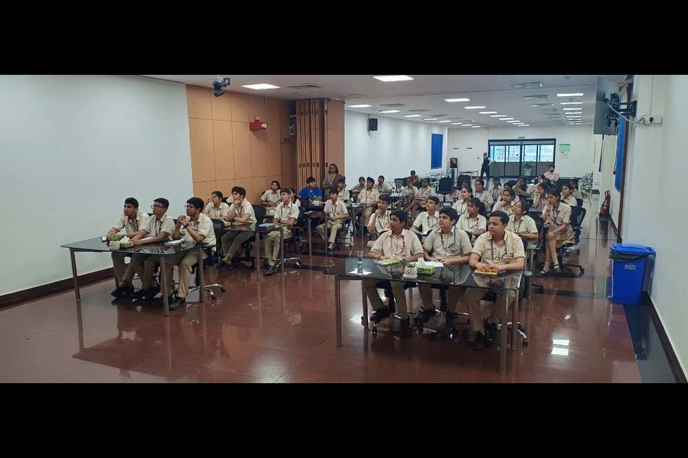 St. Froebel Senior Secondary School campus photo 4 of 30 — Paschim Vihar