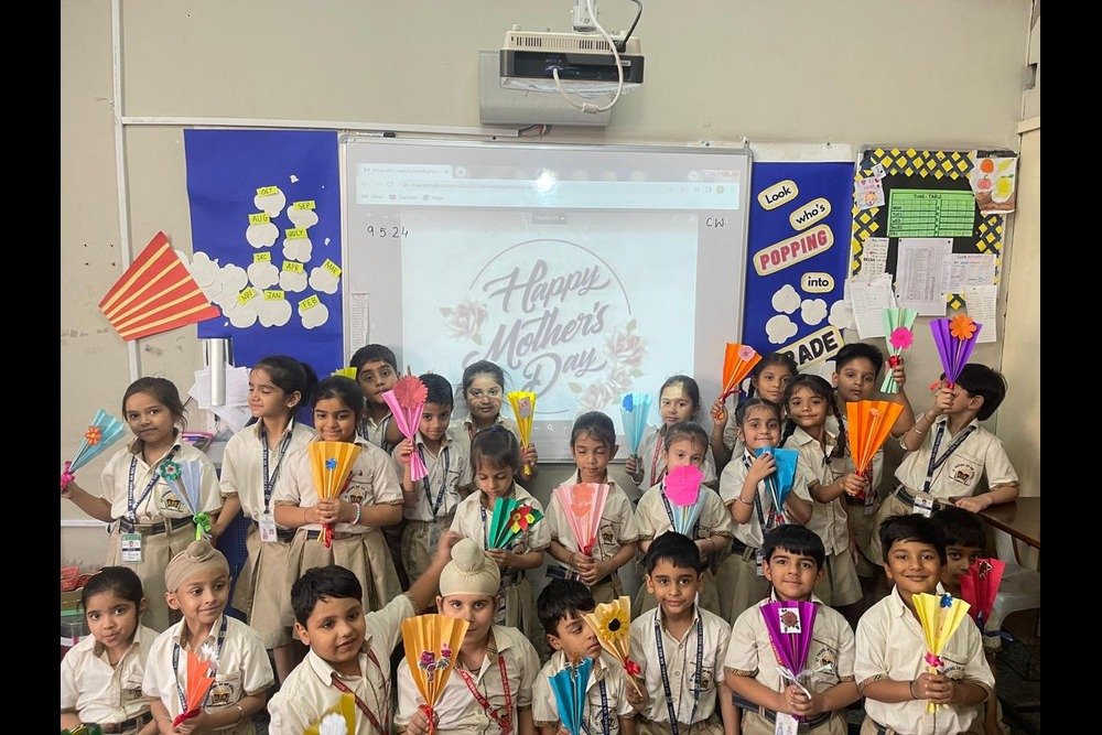 St. Froebel Senior Secondary School campus photo 9 of 30 — Paschim Vihar