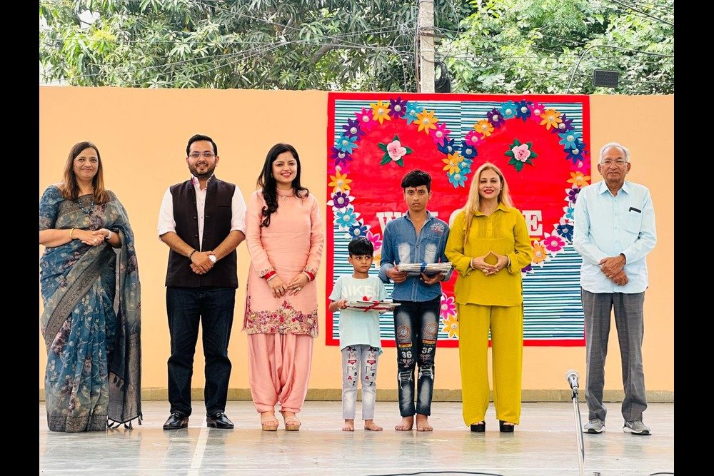 St. Froebel Senior Secondary School campus photo 12 of 30 — Paschim Vihar