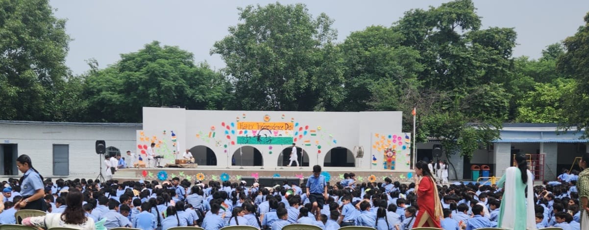 Lt. Col. Mehar Little Angels Senior Secondary School campus photo 15 of 18 — Paschim Vihar