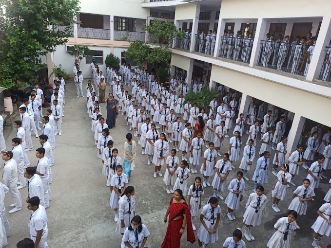 Shri Daulat Ram Public Senior Secondary School campus photo 2 of 2 — Nangloi