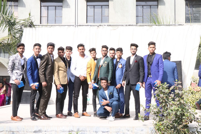 Divine Happy Senior Secondary School campus photo 4 of 7 — Paschim Vihar