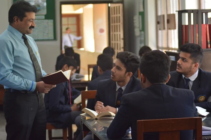 Sanjeewan Vidyalaya campus photo 10 of 30 — Panchgani