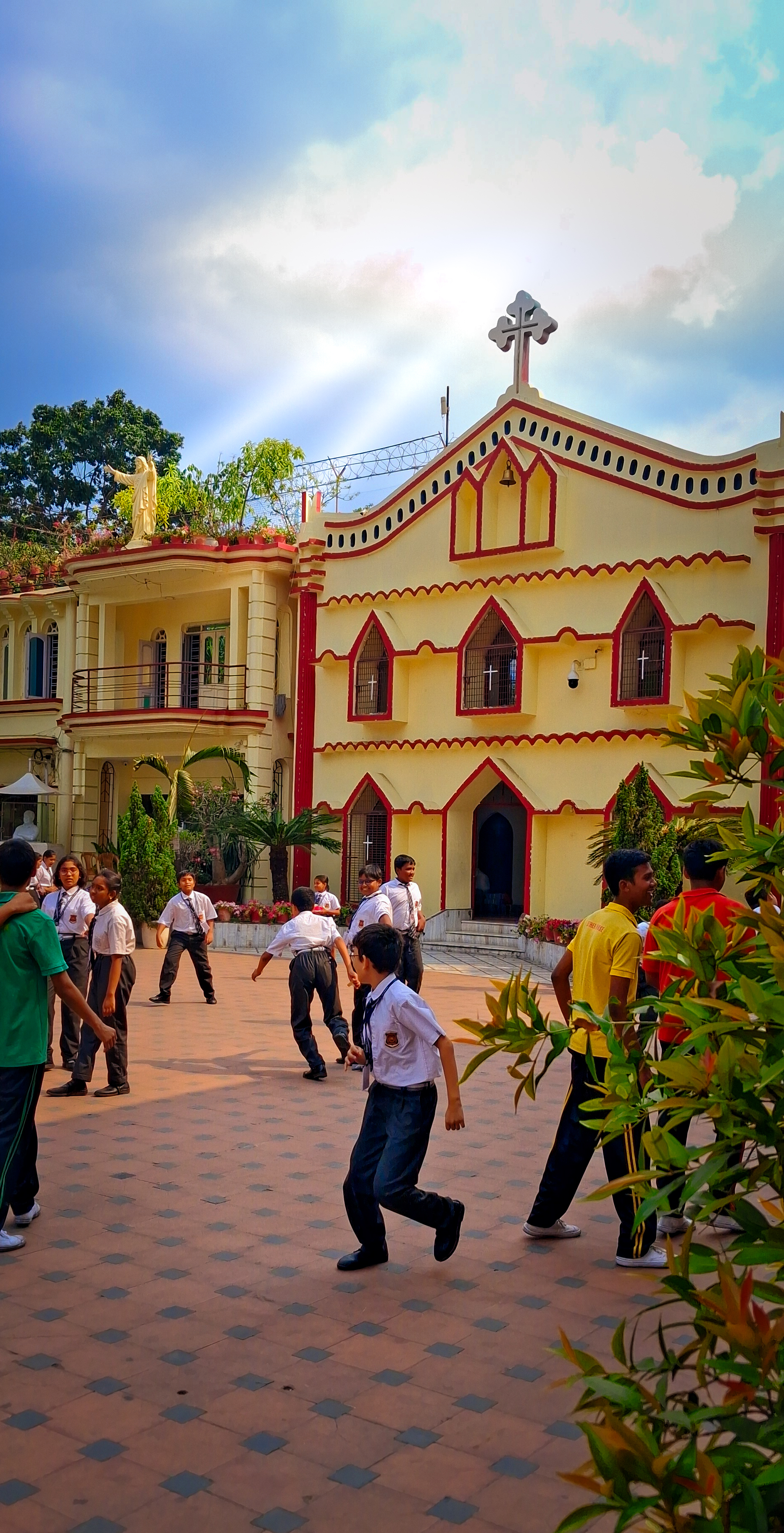 Douglas Memorial Higher Secondary School campus photo 15 of 30 — Kolkata