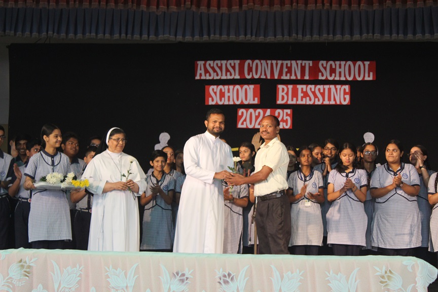 Assisi Convent School campus photo 12 of 30 — Sector 33
