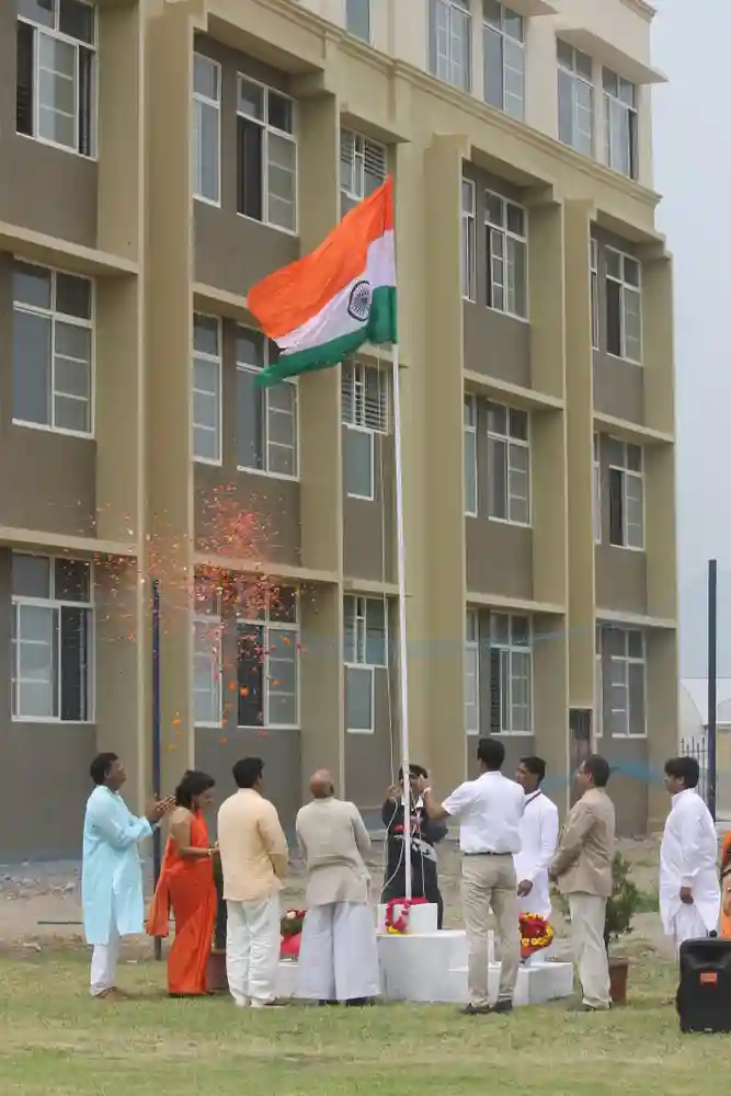 Vedaant Vidhyakulum campus photo 2 of 16 — Indore