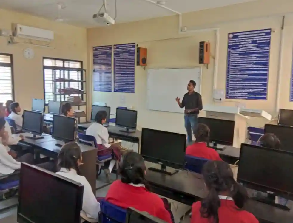 HAM Senior Secondary School campus photo 10 of 12 — Jagdalpur