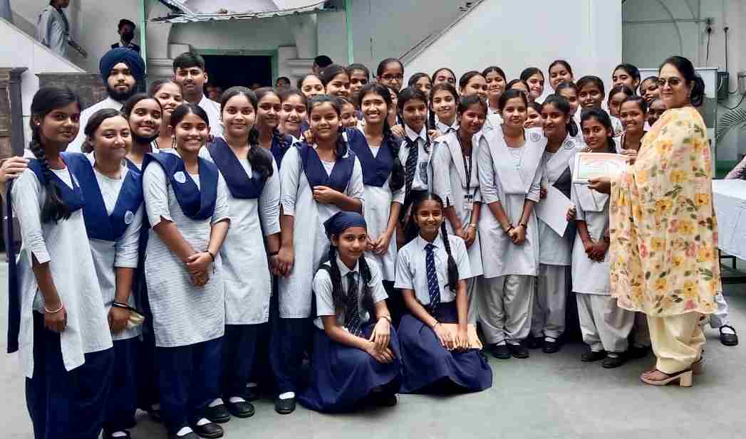 Khalsa High School campus photo 5 of 5 — Bhowanipore