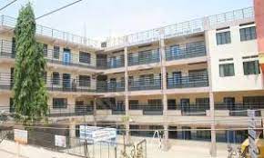Five 'H' English High School campus photo 2 of 8 — Mathikere