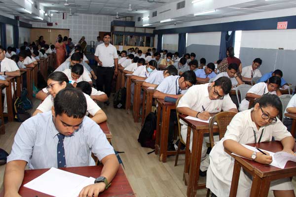 South Point High School campus photo 3 of 9 — Ballygunge
