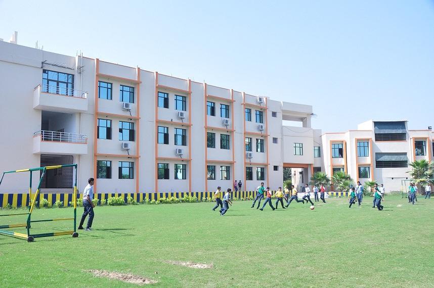 Kirorimal Public School campus photo 3 of 9 — Thana Darwaja
