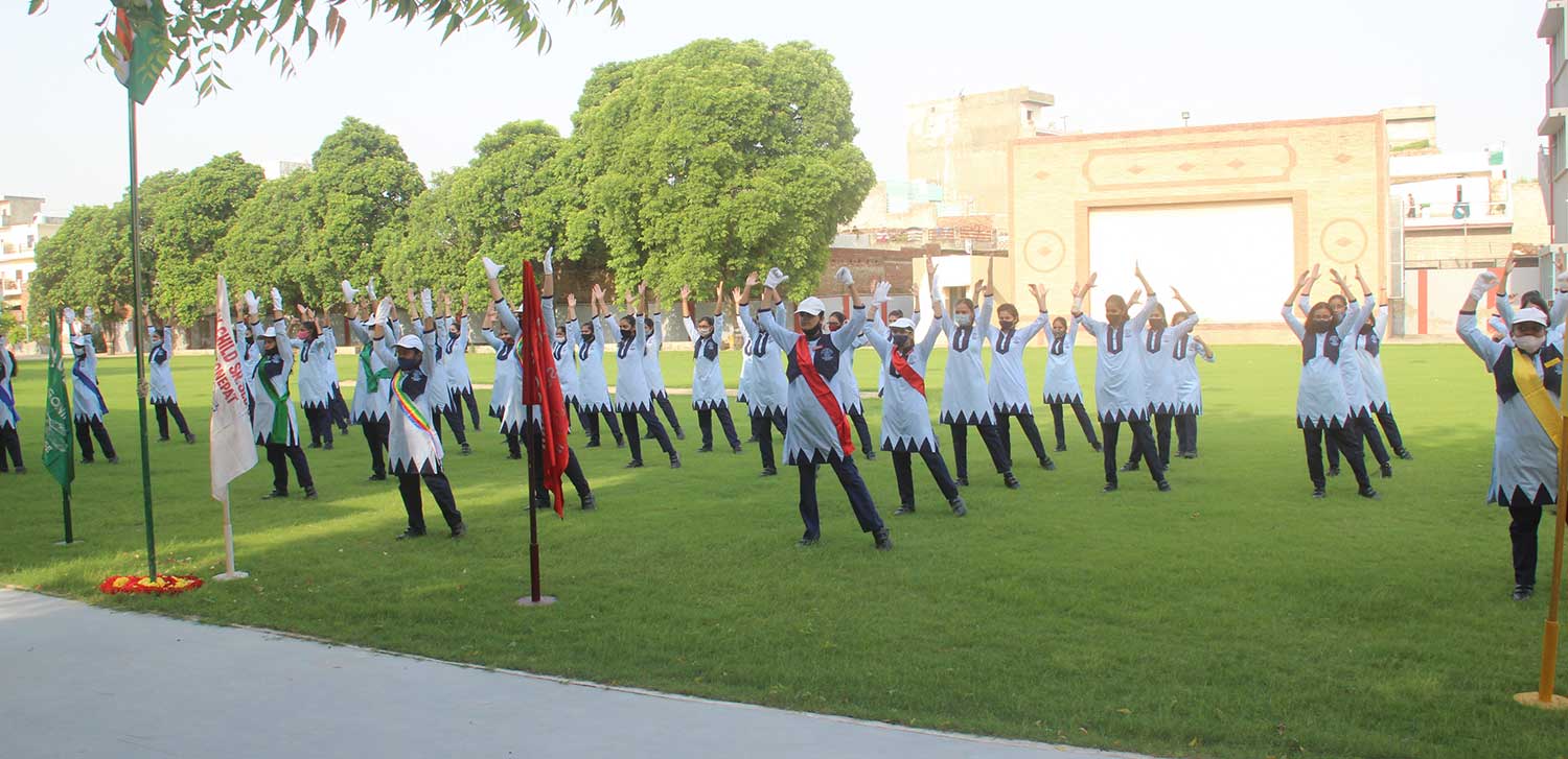 Holy Child Senior Secondary School campus photo 3 of 15 — Thana Darwaja