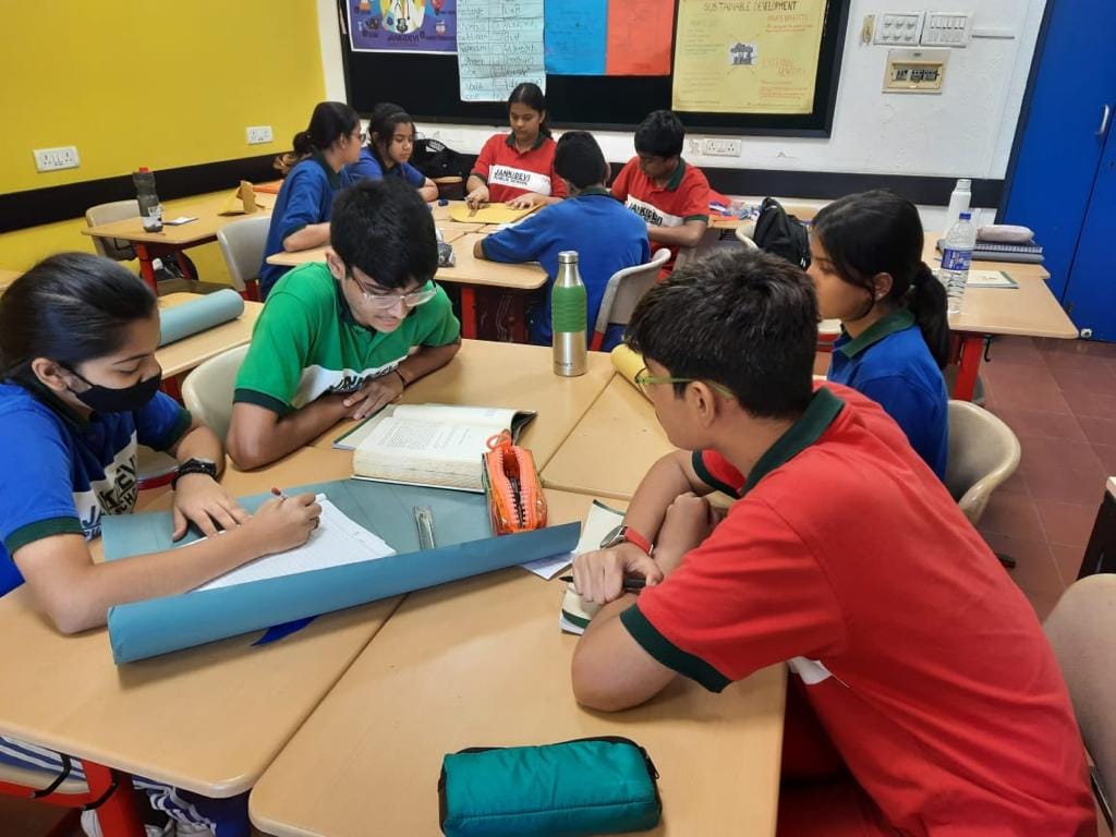 Jankidevi Public School campus photo 3 of 7 — Andheri West