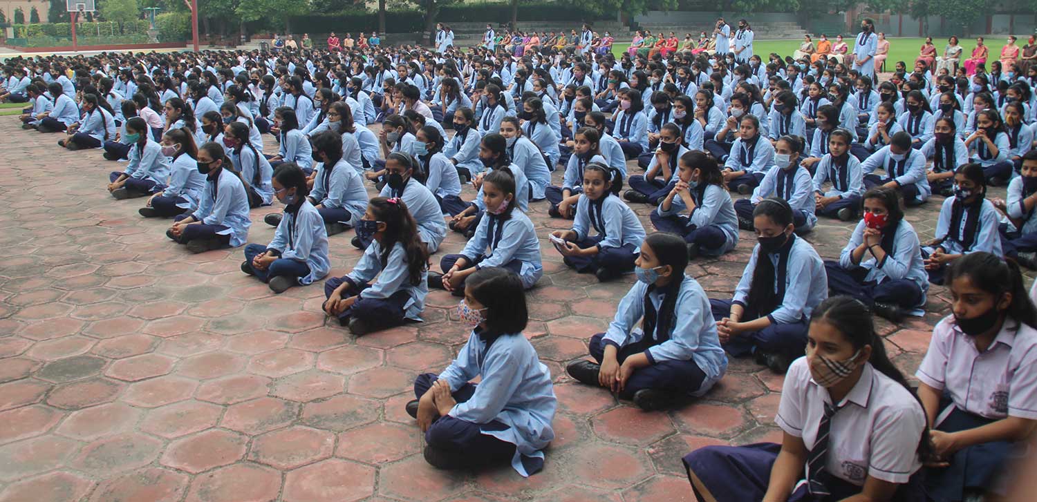 Holy Child Senior Secondary School campus photo 4 of 15 — Thana Darwaja