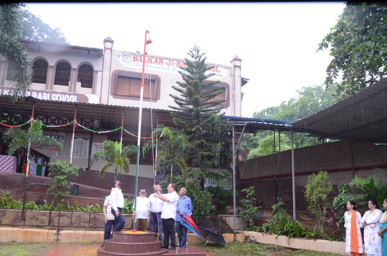 Balkan-Ji-Bari School campus photo 4 of 7 — Ulhasnagar
