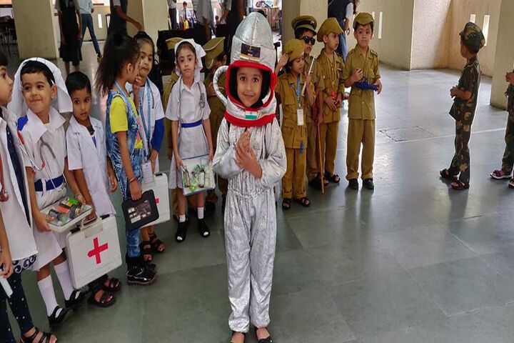 Holy Child Convent High School campus photo 3 of 4 — Ulhasnagar