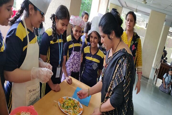 Holy Child Convent High School campus photo 4 of 4 — Ulhasnagar