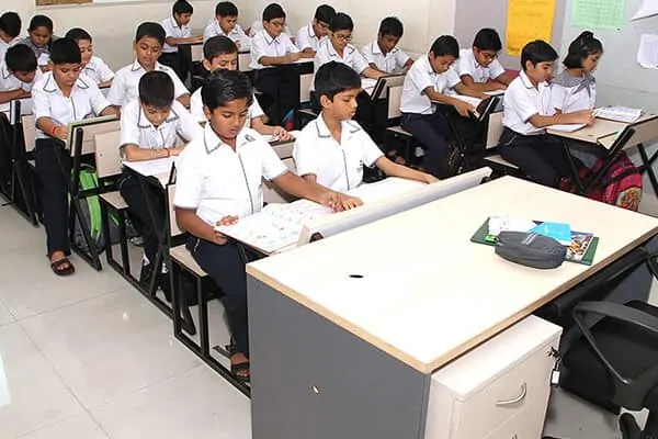 Ramniwas Bajaj English High School campus photo 2 of 7 — Malad West