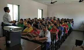 Guru Gobind Singh English High School And Junior College campus photo 4 of 6 — Vikhroli