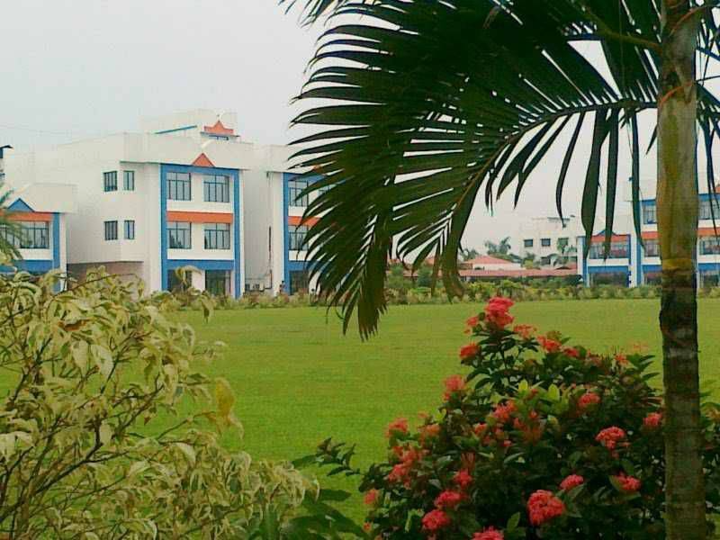 Pailan World School campus photo 4 of 4 — Joka