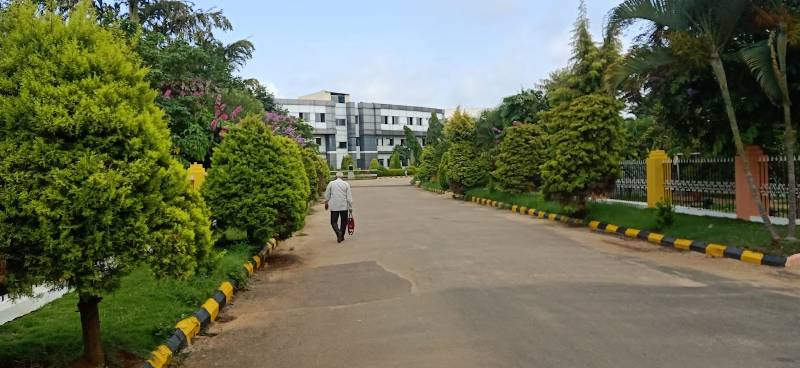 Sri Chaitanya Techno School campus photo 2 of 13 — Electronic City
