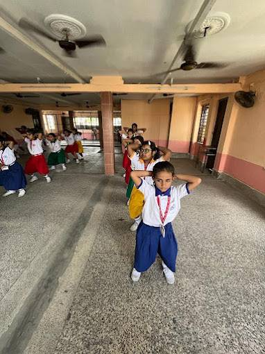 Holy Home School campus photo 9 of 14 — Bansdroni