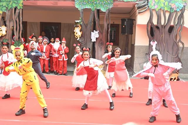 Abhinav Bharati High School campus photo 12 of 17 — Elgin