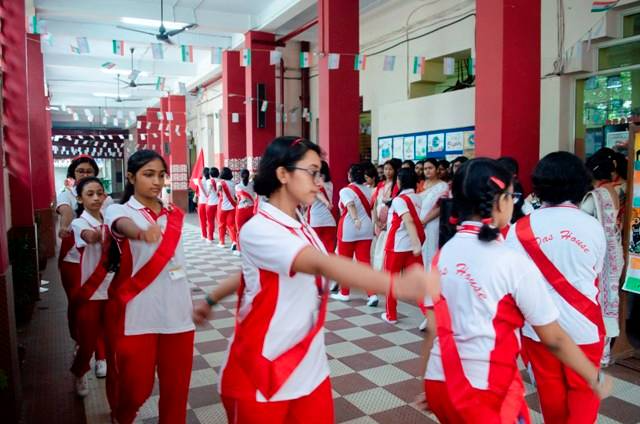 Gokhale Memorial Girls High School campus photo 7 of 7 — Bhowanipore