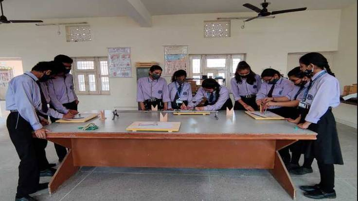 Nalanda Public School campus photo 3 of 8 — Sampla