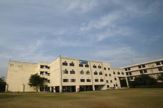 Banyan Tree School campus photo 2 of 8 — Mansarovar