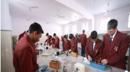Blue Heaven Secondary School campus photo 6 of 10 — Mansarovar
