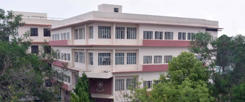 Springfield school campus photo 2 of 4 — Mansarovar