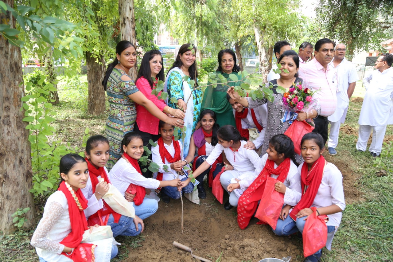 Mothers' Mount Global School campus photo 6 of 17 — Vikas Puri