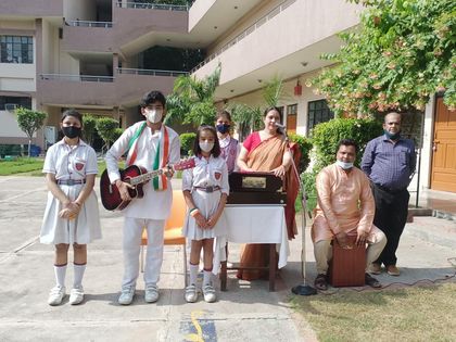 Shri Sanatan Dharam Saraswati Bal Mandir Sr Sec School campus photo 7 of 19 — Punjabi Bagh