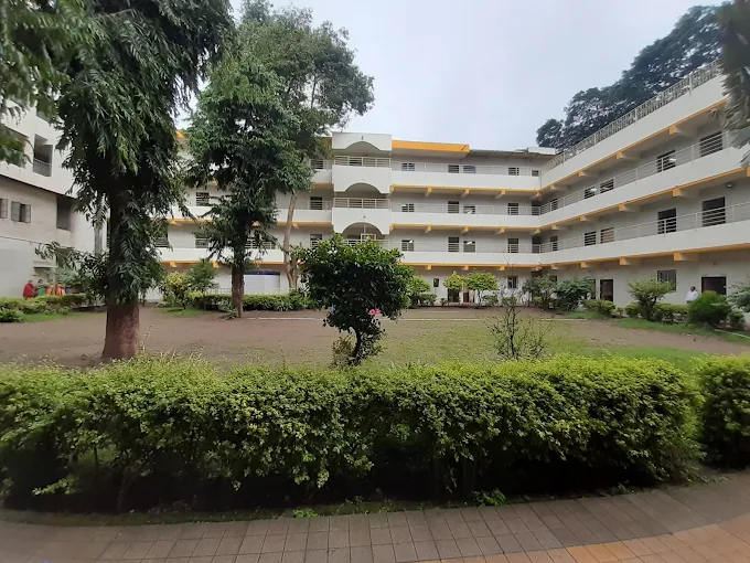 Muktangan English School And Junior College — Parvati Paytha campus