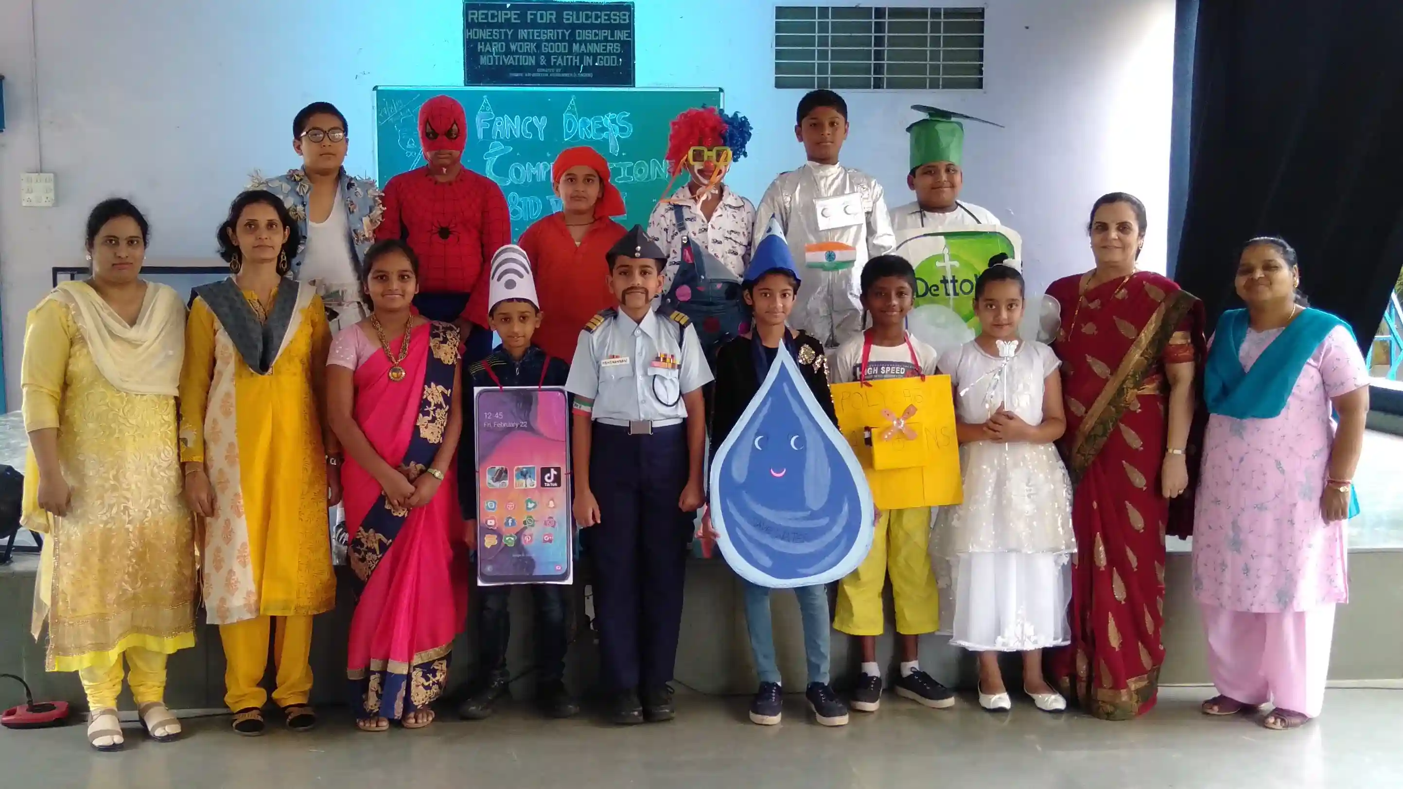 Sardar Dastur Hormazdiar High School campus photo 5 of 29 — Ashok Nagar