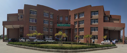 Rajkiya Balika Inter College — Sector 51 campus