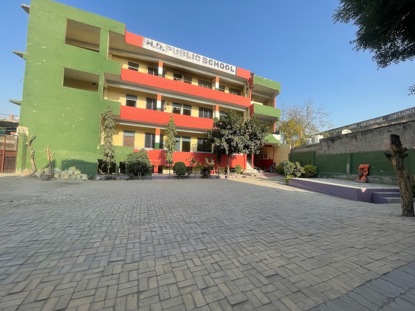 Shri Haridutt Public Jr High School — Sector 68 campus