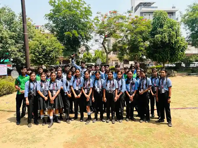 New Vidya Mandir School campus photo 6 of 7 — Sector 19